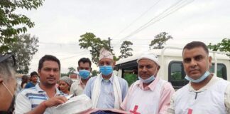 कञ्चनका बाढी पिडितहरुलाई रेडक्रसद्वारा आपतकालिन राहत बितरण
