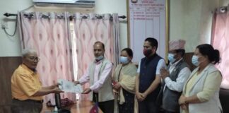 लुम्बिनी प्रदेशसभाको विशेष अधिवेशन आह्वानकाे माग गर्दै विपक्षी दलहरूद्वारा प्रदेश प्रमुख समक्ष समावेदन दर्ता