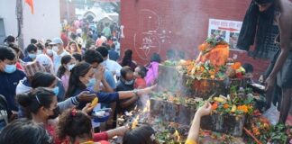 आज साउनको अन्तिम सोमबार, शिव मन्दिरहरूमा दर्शनार्थीको घुइँचो