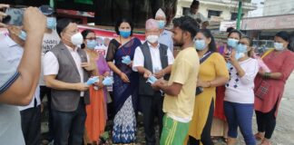 वुमन केयर नेपाल महिला संघद्धारा निशुल्क मास्क बितरण
