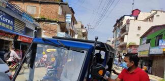 मास्क अभियानमा शान्ति समाजद्वारा निःशुल्क मास्क वितरण