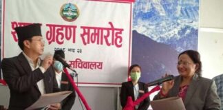 लुम्बिनी प्रदेशसभा : जसपा प्रदेश सभा सदस्य मुडभरीद्वारा सपथ सपथ