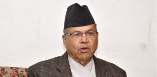 संसद अवरोध एमालेको ‘मुर्खतापूर्ण बल प्रयोग’ ः झलनाथ खनाल