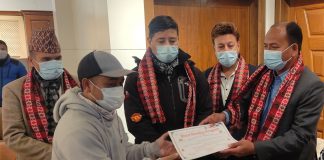 निशुल्क रगत कार्यान्वन गर्ने स्वस्थ्यमन्त्री थारुको घोषणा