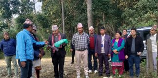 मन्त्री चौधरी सहितको टोलीद्धारा वाढिले क्षतिग्रस्त देवदह खानेपानी मुहानको स्थलगत निरिक्षण