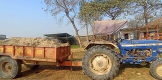 अवैध उत्खननमा प्रयोग गरिएकाे आराेपमा एक दर्जनबढी सवारीसाधन प्रहरी नियन्त्रणमा