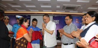 श्रमिक दिवसको अवसरमा बुटवल उपमहानगरपालिकाद्वारा इरिक्सा तथा टेम्पो चालक महिलाहरुलाई सम्मान
