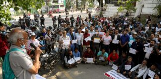 भ्रष्टाचारीलाई कारबाहीको माग गर्दै बृहत् नागरिक आन्दोलनको प्रदर्शन