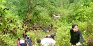 सल्यानमा भएको सवारी दुर्घटनामा २ जनाको मृत्यु,१६ जना घाइते