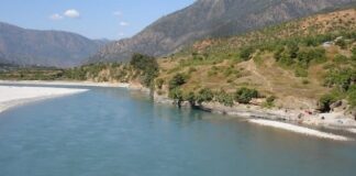 खच्चरको ठक्करबाट नदीमा खसेर काँग्रेस नेता बेपत्ता