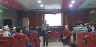 दादुरा रूबेला खाेप बारे संचारकर्मीहरूसँग अन्तरक्रिया
