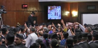 सांसदहरूकाे नाराबाजीकै बीच प्रतिनिधिसभाबाट राष्ट्रपतिलाई धन्यवाद दिने प्रस्ताव पारित