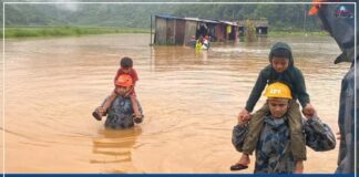 पोखरामा दिपाङ्ग तालको पानी बस्तीमा पस्यो, चार जनाको सकुशल उद्धार