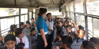 सिट क्षमताभन्दा बढी विद्यार्थी बोक्ने १७ स्कुल बस कारबाहीमा