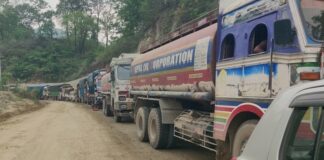 डाइभर्सनमा एकतर्फी मात्रै सवारी सञ्चालन हुँदा दाउन्ने पुर्ब १० किलोमिटर लामो जाम