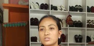 “एक हप्ताकै तालिमले महिला उद्यमीकाे पहिचान बनाएकी गुरूङलाई जुत्ता चप्पल बनाउन भ्याई नभ्याई “