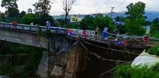 पूर्व-पश्चिम राजमार्ग अन्तर्गत रूपन्देहीको तामनगर पुल भासियो
