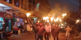 प्रहरी हस्तक्षेपबीच संयुक्त संर्घष समिति नवलपरासीद्वारा जिल्लाका तीन स्थानमा मशाल जुलुस