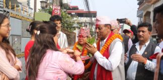 रूपन्देही २ मा कांग्रेसको घरदैलो : तिलाेत्तमा-१ र २ का मतदाताद्वारा उम्मेदवारलाई फुलमालाले स्वागतसँगै जितको शुभकामना