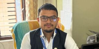 शिक्षकहरूको मानमर्दन गरिएको भन्दै रुकुमपूर्वमा मतदान अधिकृतले त्यागे जिम्मेवारी