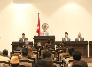 अर्थमन्त्री उपस्थित नभएपछि प्रतिनिधि सभाको बैठक १५ मिनेटका लागि स्थगित