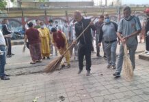 बुटवलको सरसफाई अभियान : नगर प्रमुख र उपप्रमुख कुँचाे लिएर सडकमा