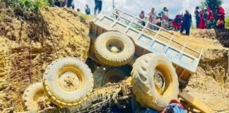 ट्याक्टर दुर्घटनामा एक जनाको मृत्यु, दुई जना घाइते