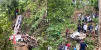 काभ्रेकाे नमोबुद्धमा बस दुर्घटना : ८ जनाको मृत्यु, १५ घाइते