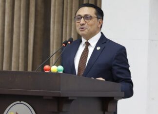 वर्तमान स्वरूपमा स्वास्थ्य बीमा धान्न सकिँदैन : अर्थमन्त्री वाग्ले