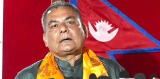सरकारले गरिब लखटयो, धेरै टिक्दैन : दुर्गा प्रसाईं