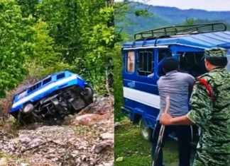 कैलाली टेम्पो भीरबाट खसालिएकाे घटना : १० वन कर्मचारी पक्राउ, उच्च अधिकारीमाथि छानबिनको माग