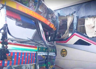बस र ट्रक ठोक्किँदा एक महिलाको मृत्यु, तीन जना घाइते