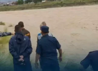 तिनाउ खोलाबाट एक जनाको सकुशल उद्धार