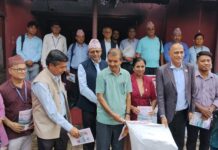 बुटवल उपमहानगरपालिकाद्वारा सामुदायिक र संस्थागत विद्यालयमा अध्ययनरत विद्यार्थीहरूलाई “हाम्रो बुटवल” पुस्तक निशुल्क बितरण