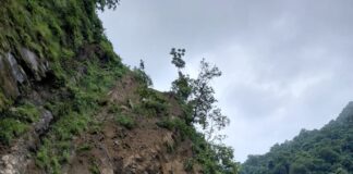 पहिरोले सिद्धार्थ राजमार्गकाे पाल्पा-बुटवल सडक खण्ड पूर्णरूपमा अवरुद्ध