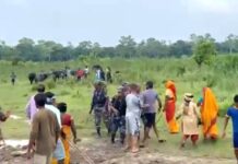भारतीय एसएसबीले नेपाली भूमि सुस्ताभित्र पसेर अस्थायी बाँध भत्काएपछि स्थानीयसँग विवाद