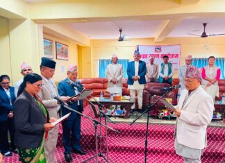 लुम्बिनी प्रदेशका नवनियुक्त तीन नयाँ मन्त्रीले लिए शपथ