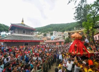 अंग्रेज फाैजलाई हराएको सम्झनामा पाल्पाकाे तानसेनमा निकालियाे भगवती रथजात्रा