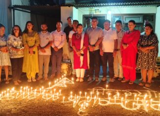 भोटेकोसी बाढीमा परी दिवंगत भएकाहरूको सम्झनामा बुद्ध सामुदायिक टेलिभिजनद्धारा दीप प्रज्वलन