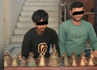 मन्दिरबाट चोरिएका घन्टी भाँडा पसलबाट बरामद , तीनजना पक्राउ